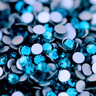 Zodiac strasszkő zircon blue, peacock blue